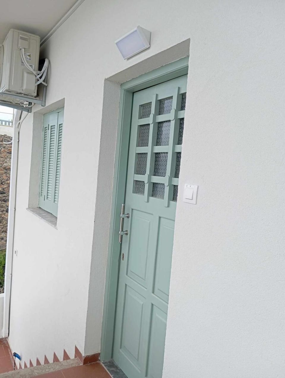 Facade/entrance