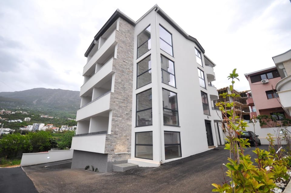 Studio Dobra Voda 4 Apartment in Ulcinj Municipality