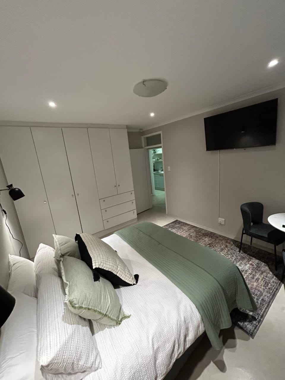 The Peaceful Nook Somerset 2 Apartment in Cape Town