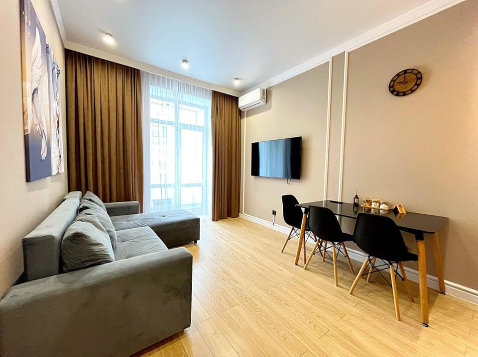 TV and multimedia, Living room, Dining area