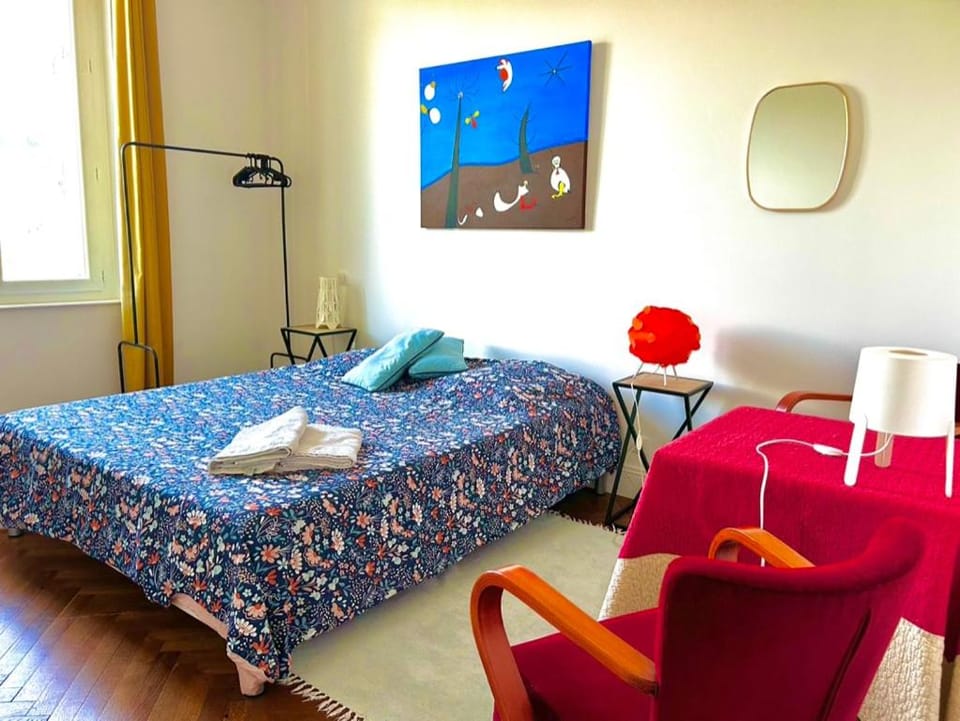 Photo of the whole room