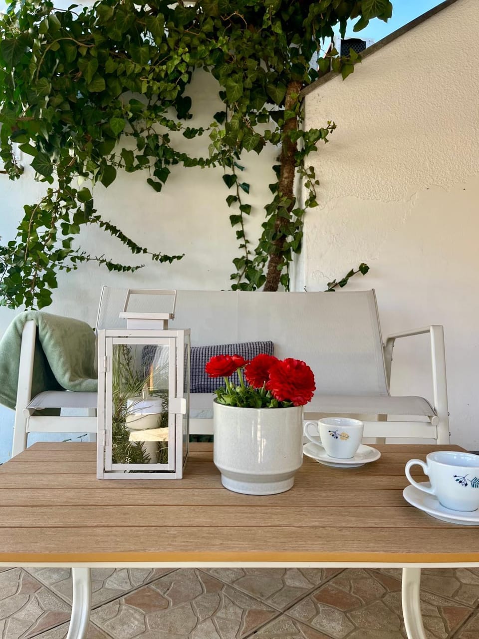 Day, Garden, Balcony/Terrace, Seating area