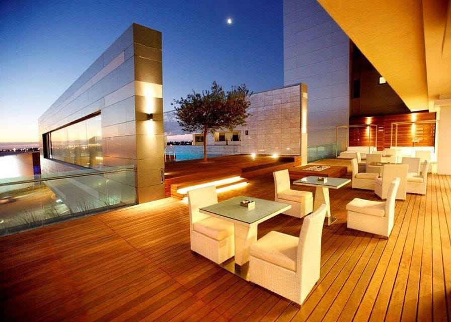 Luxury Penthouse -Crystal Towers Apartment in Cape Town
