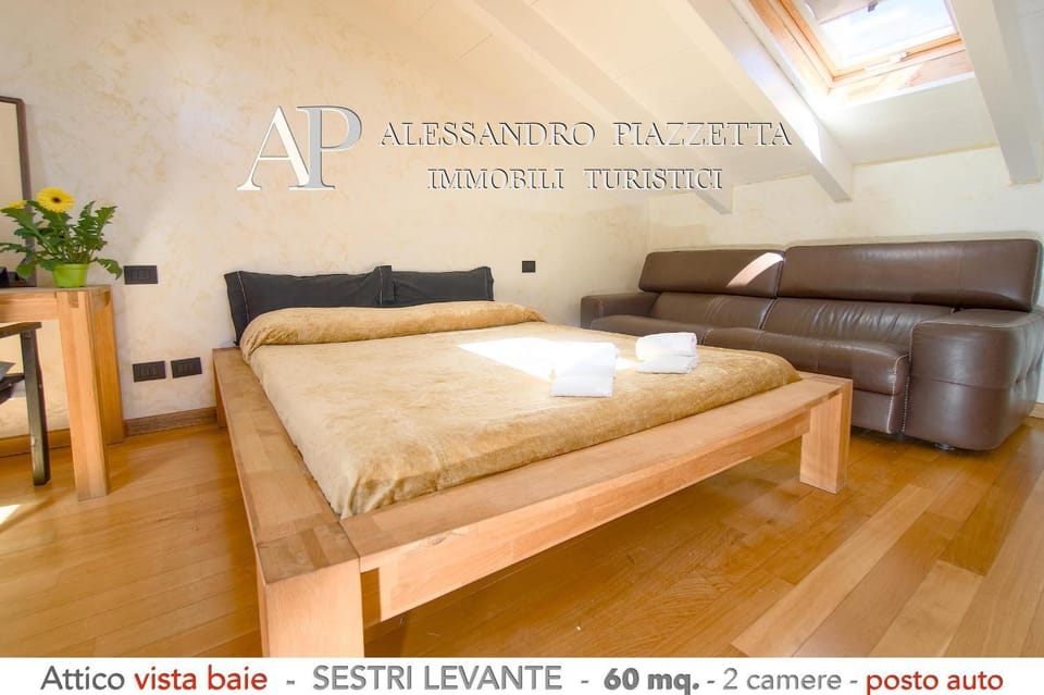 Bed, Living room, Photo of the whole room, Bedroom