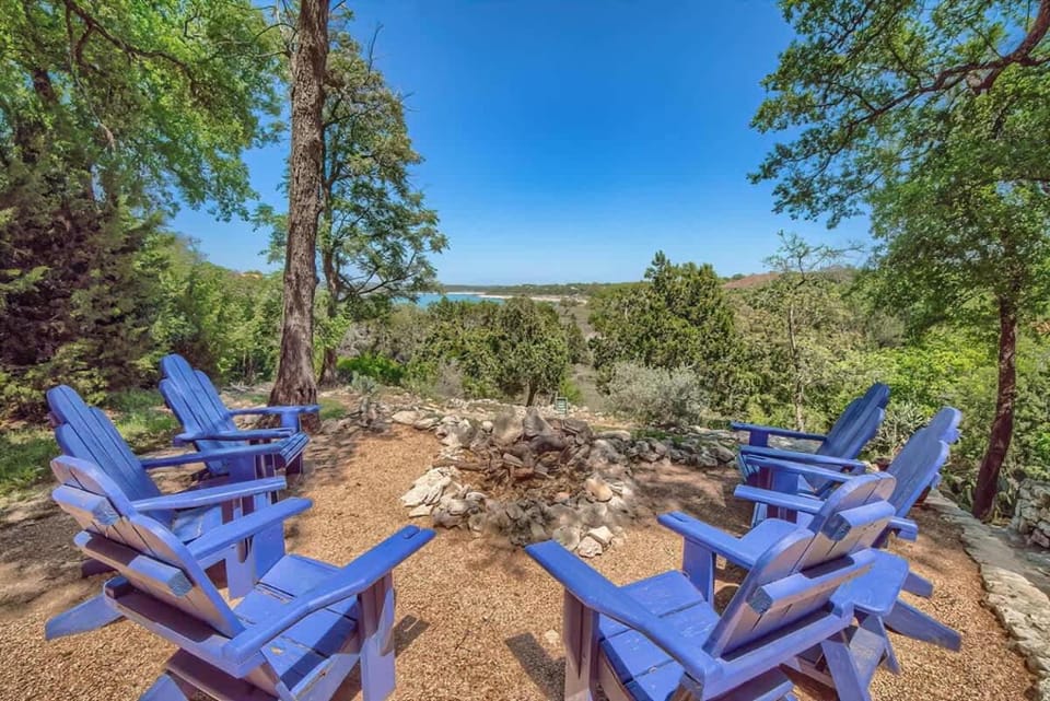 CL 1232 Texas Rose House in Canyon Lake