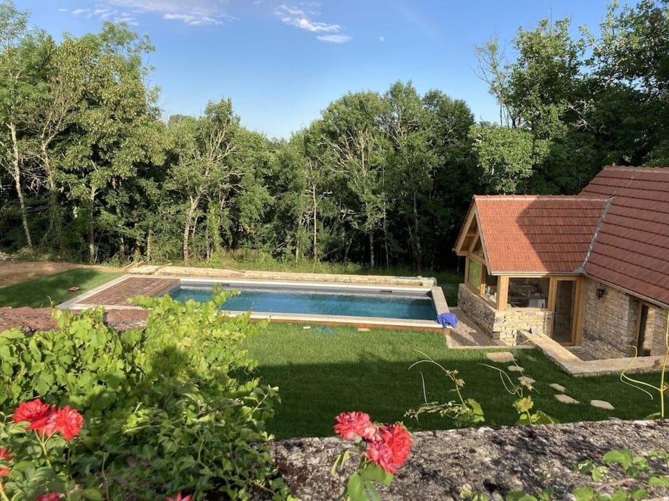 Property building, Natural landscape, Garden, Garden view, Pool view, Swimming pool, sunbed