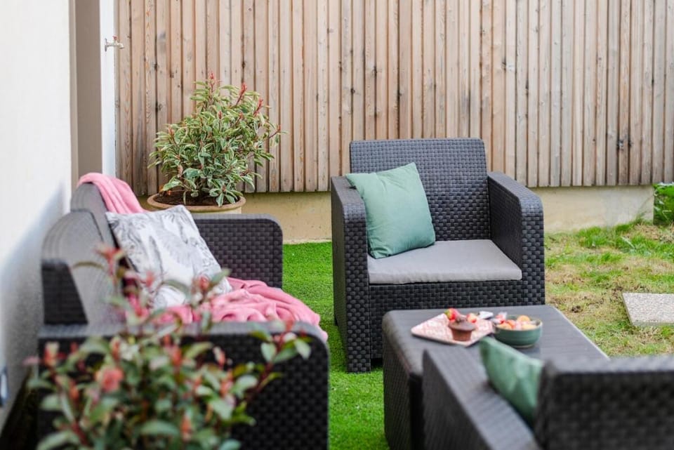 Patio, Garden, Garden view