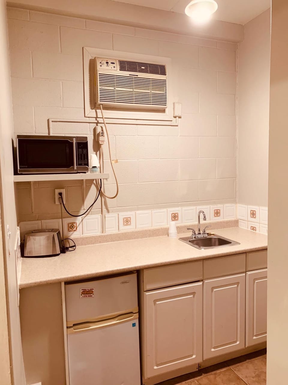 Kitchen or kitchenette