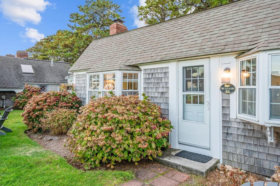 Seaside Charm Awaits at The Duckling House in South Yarmouth