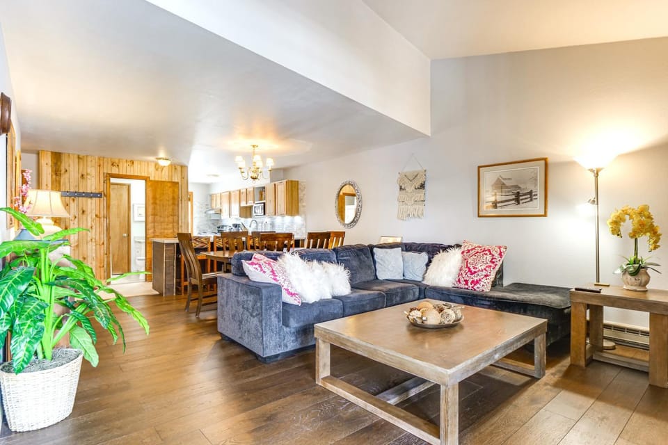 Walk to Main Street: Breck Condo w/ Balcony! House in Breckenridge