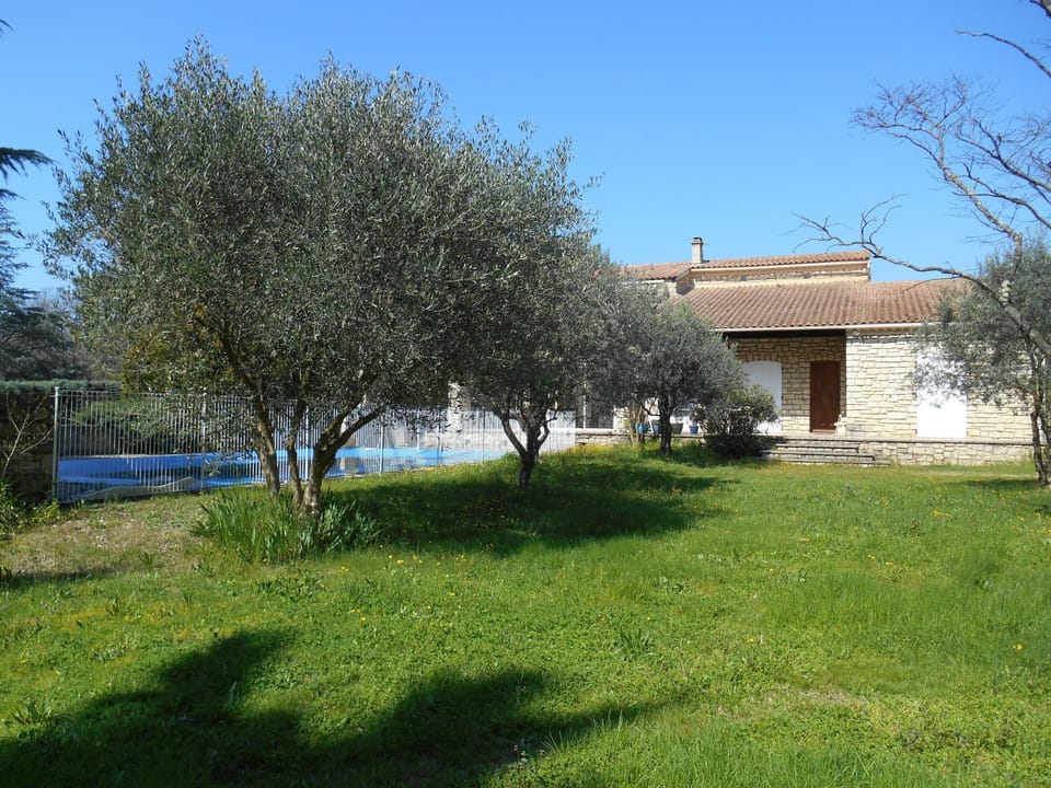 Villa Provençale avec piscine Villa in Pernes-les-Fontaines