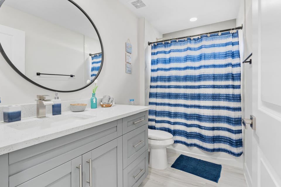 Villa Viera Modern Brand New Home and Pool House in Cape Coral