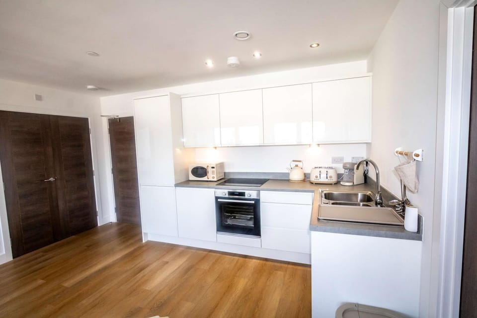 Stay Zeni Alexandra Rise Manchester Two Bed Flat Apartment in Stretford