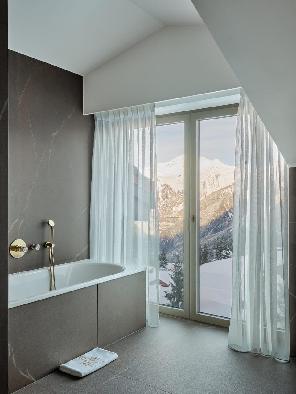Maya Hôtel Courchevel 1850 Hotel in Saint-Bon-Tarentaise