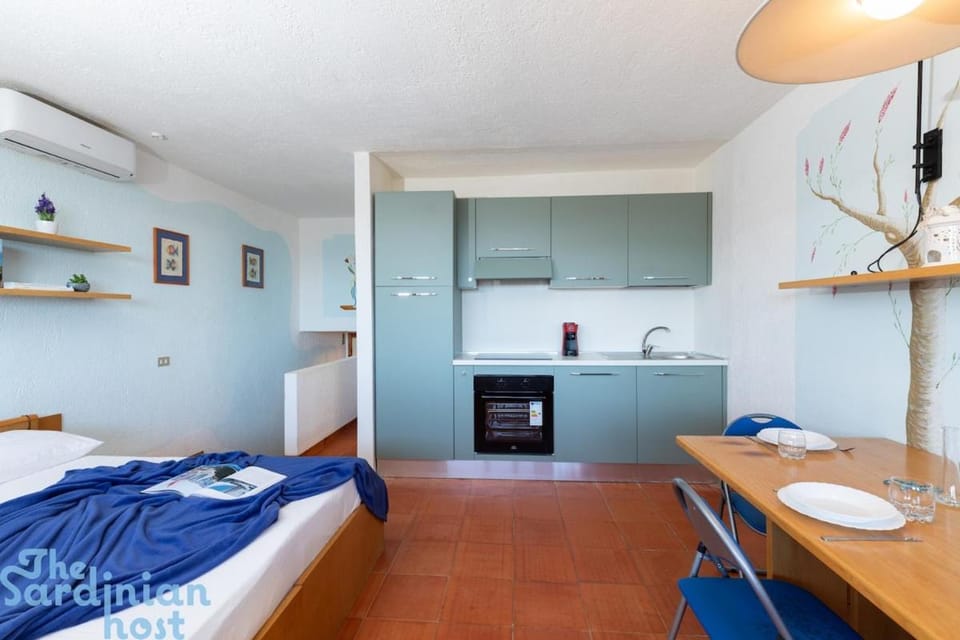 Casa Lea-sea view e relax- parking free Apartment in Sardinia