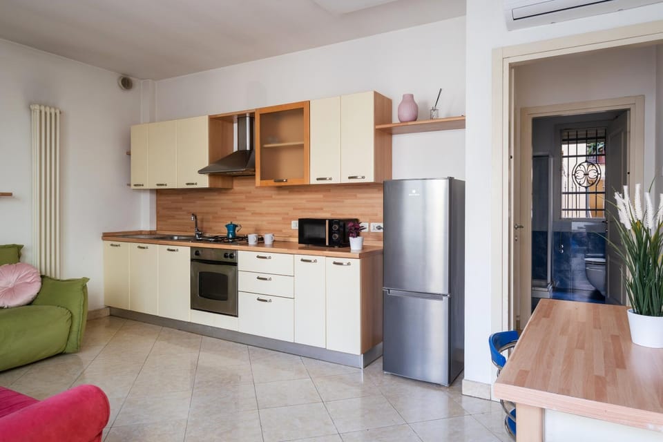 microwave, oven, kitchen