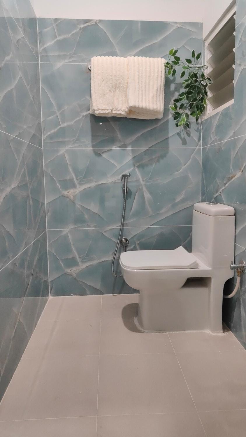 Canvas & Comfort 1BHK in E-City Apartment in Bengaluru
