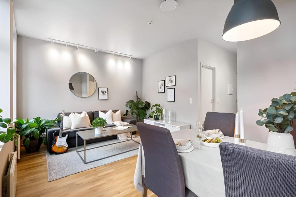 Coffee/tea facilities, Living room, Seating area, Dining area