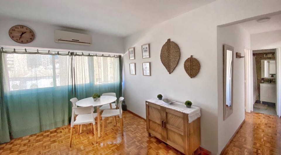 Living room, Seating area, Dining area, air conditioner