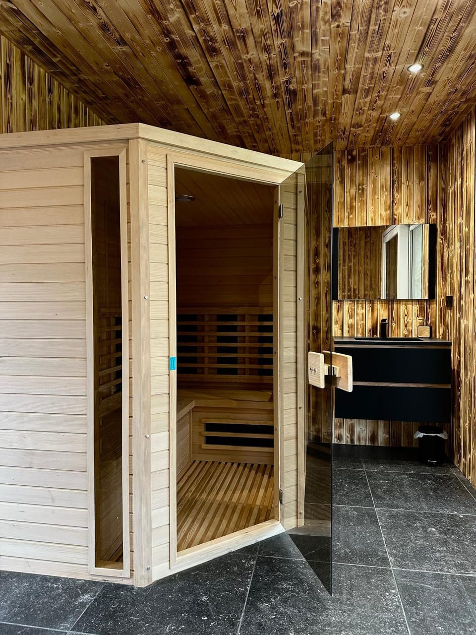 Chalet le Faye Chalet in Wallonia, Belgium