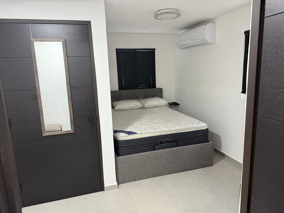 Bed, Bedroom, air conditioner