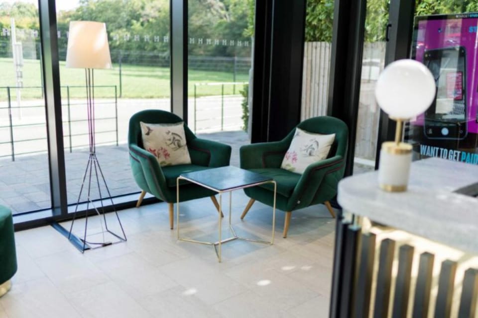 For Students Only Hox Park Egham Apartment in Runnymede District