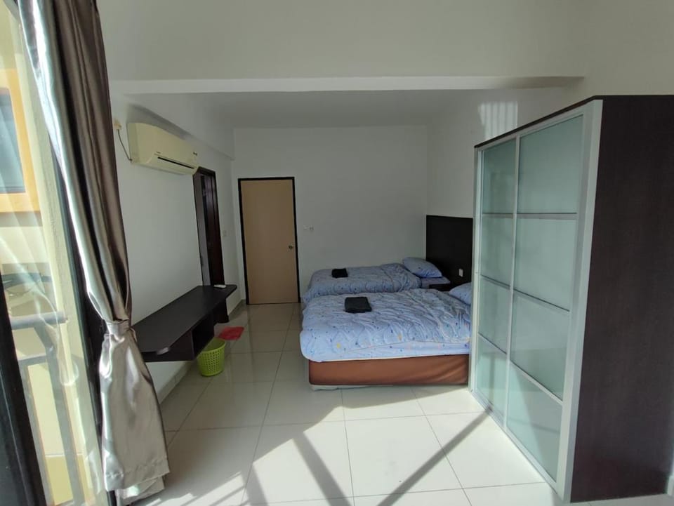 3B2BR Marina Height Seaview room Rose Apartment in Perak