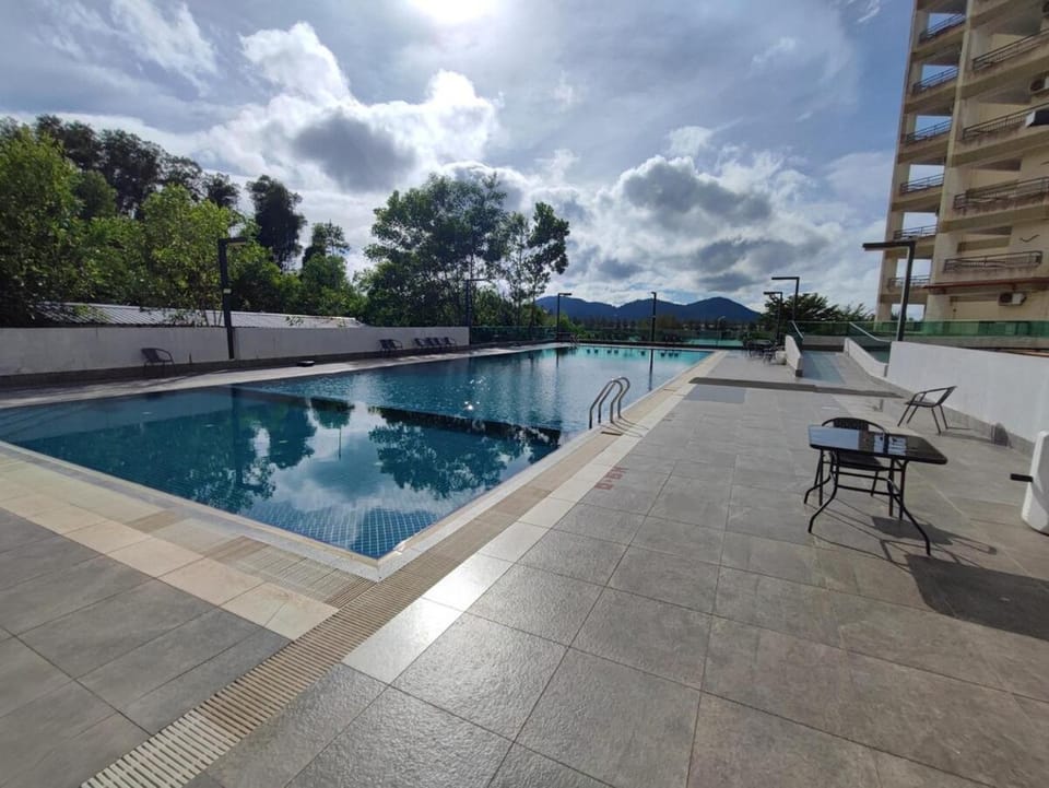 3B2BR Marina Height Seaview room Rose Apartment in Perak