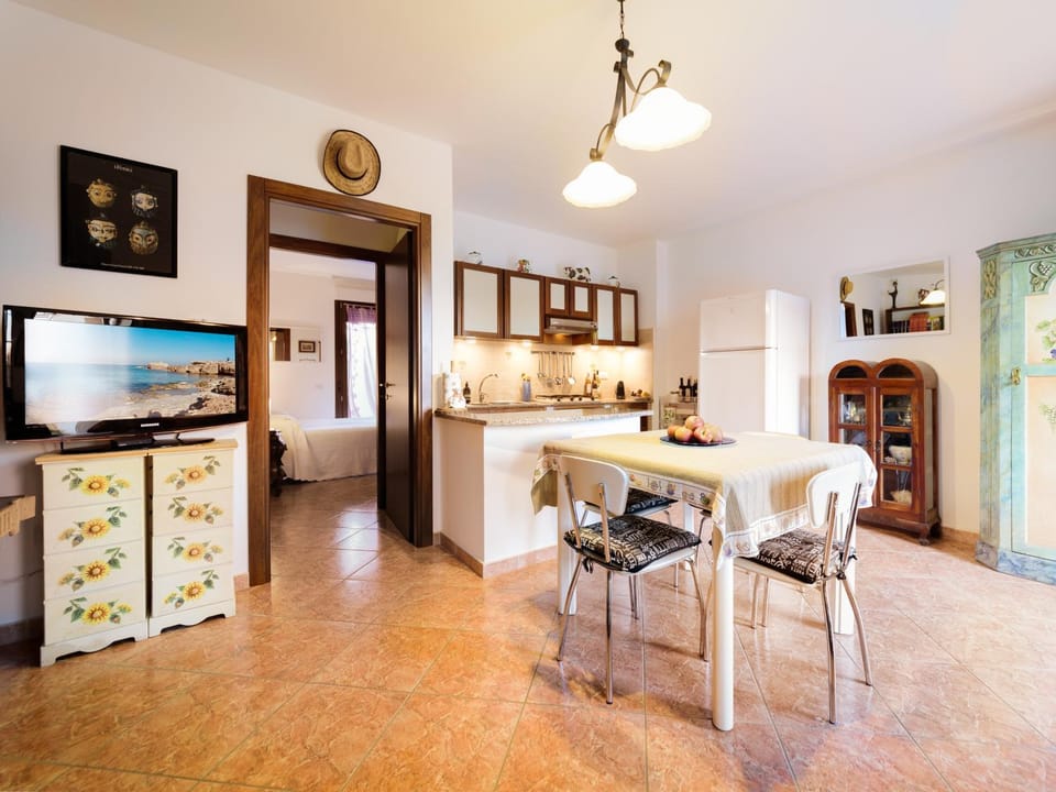 TV and multimedia, Kitchen or kitchenette