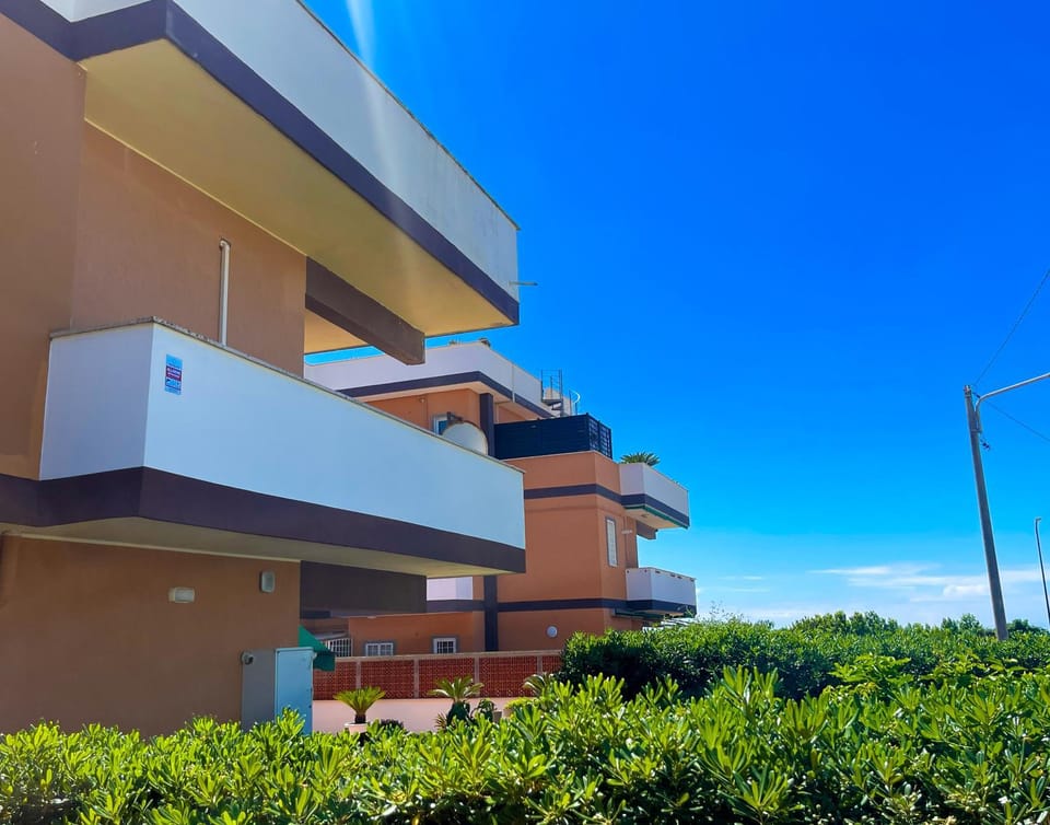 Property building, Day, View (from property/room), Balcony/Terrace