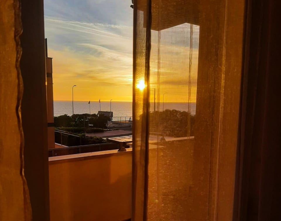 Natural landscape, Balcony/Terrace, Balcony/Terrace, Sea view, Sunset