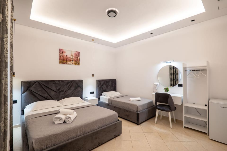 Bed, Bedroom, towels, wardrobe