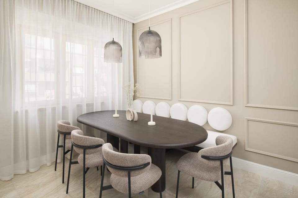 Living room, Seating area, Dining area