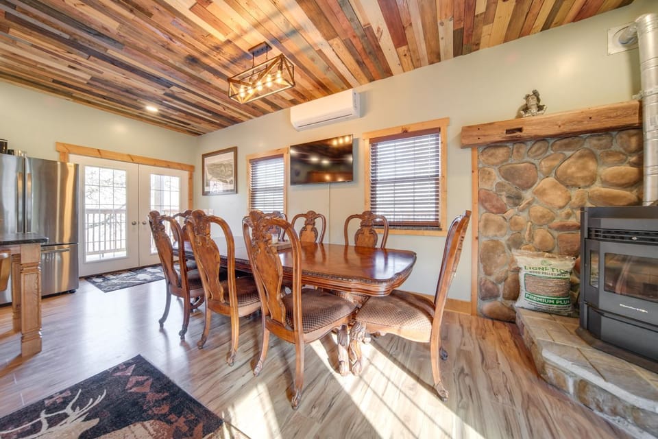 Home w/ River View & Game Room in Tidioute! House in Allegheny River