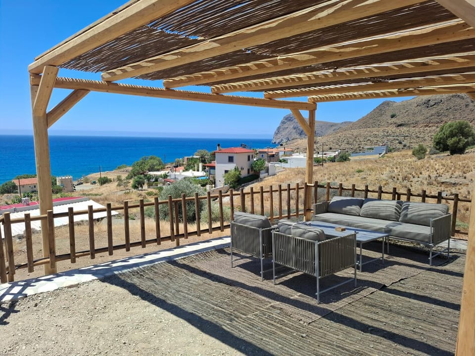 Patio, Natural landscape, View (from property/room), Balcony/Terrace, Seating area, Mountain view, Sea view