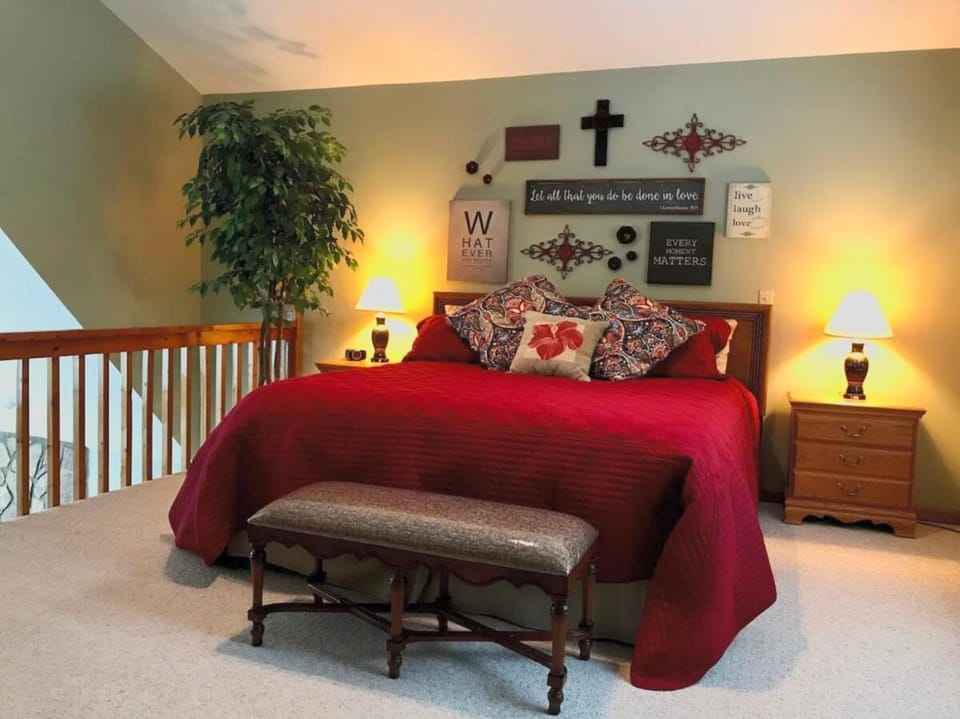 Bed, Bedroom