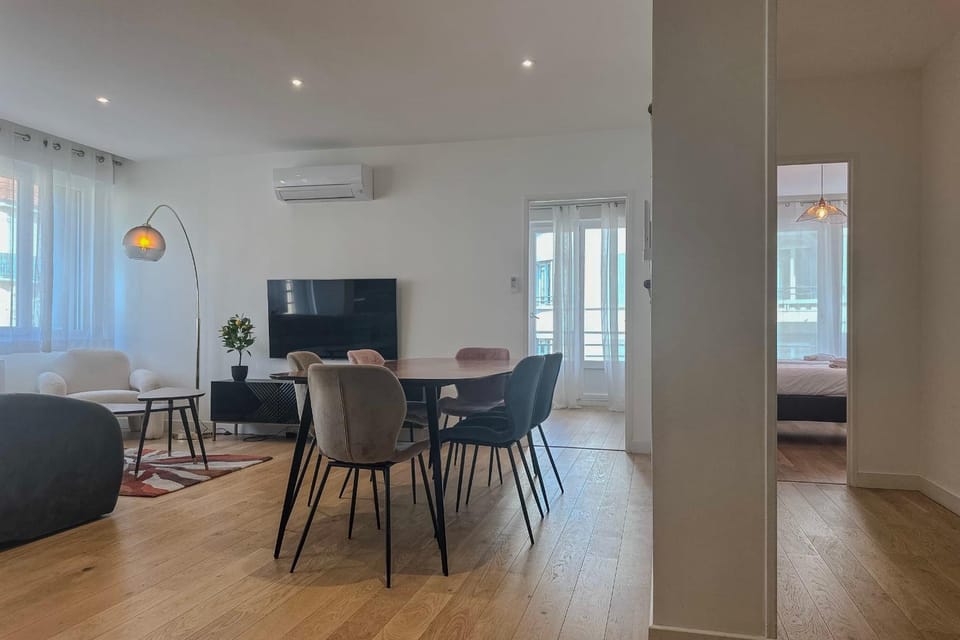 #HU Le Coeur Lorraine City centerStation T3 Apartment in Grenoble
