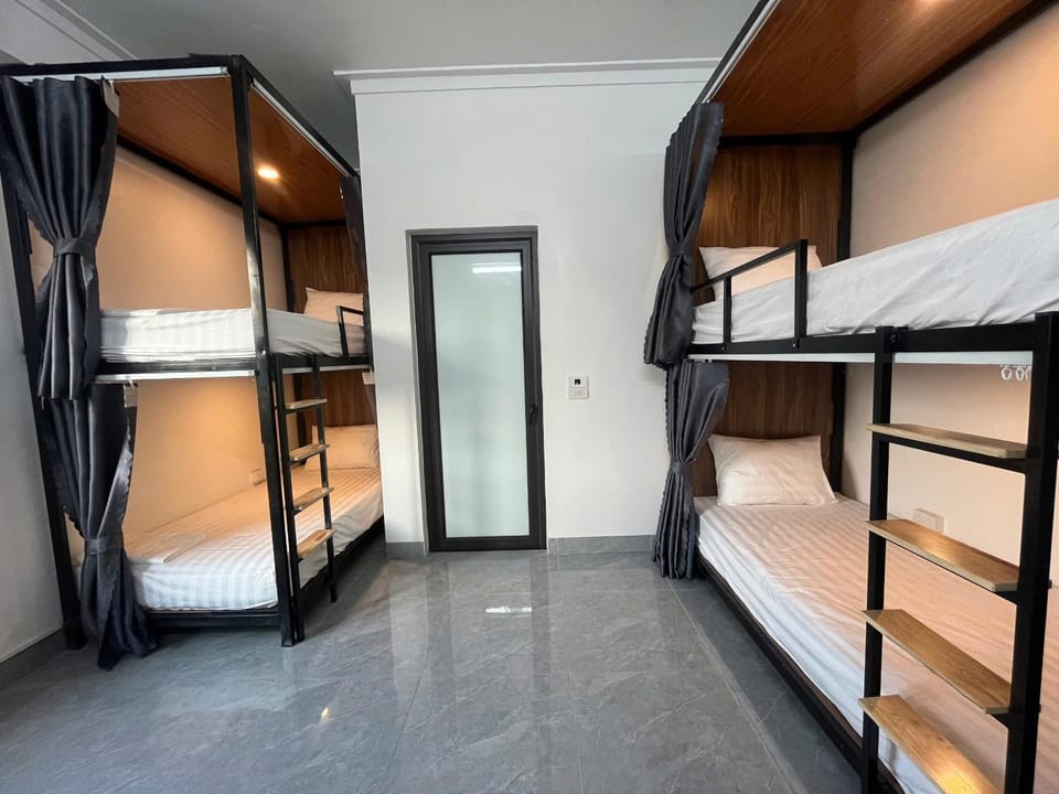 bunk bed