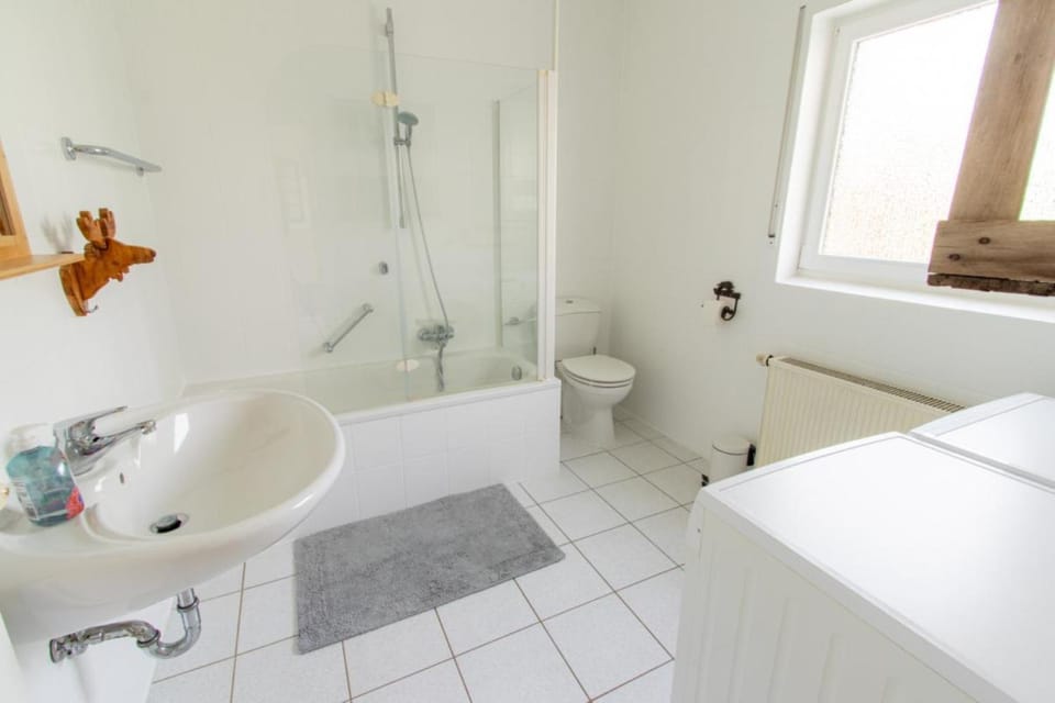 Shower, Bathroom, Bath