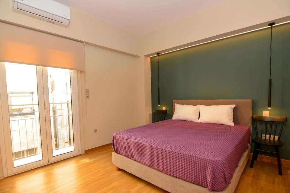 Bed, Photo of the whole room, Bedroom, air conditioner