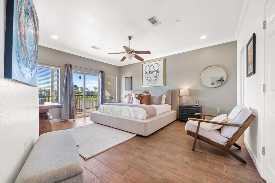 The Oasis on Lake Hamilton with Pool House in Lake Hamilton