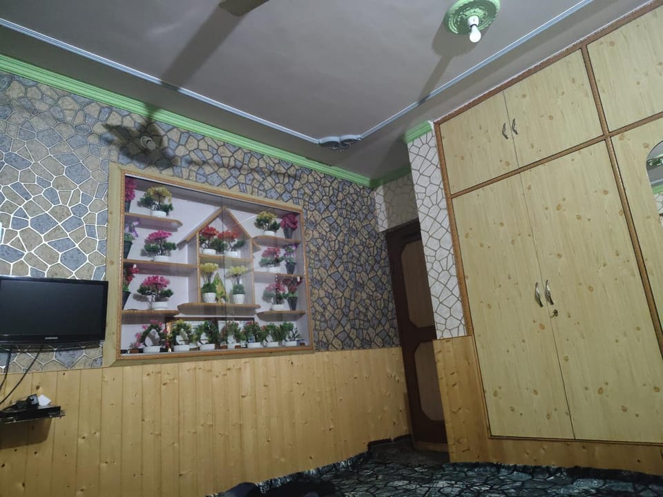 Snowstorm Homestay Vacation rental in Maharashtra