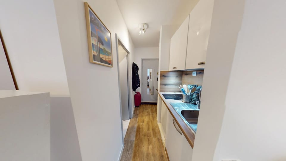 APPARTEMENT COSY BORD DE MER - Marina Baie Des Anges Apartment in Villeneuve-Loubet