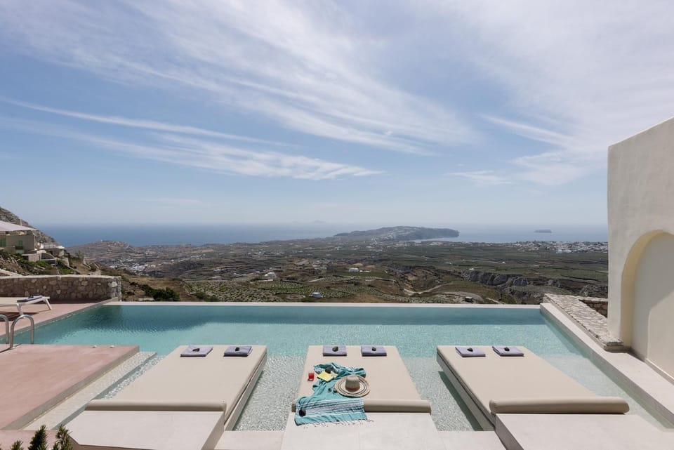 View (from property/room), Pool view, Sea view, Swimming pool