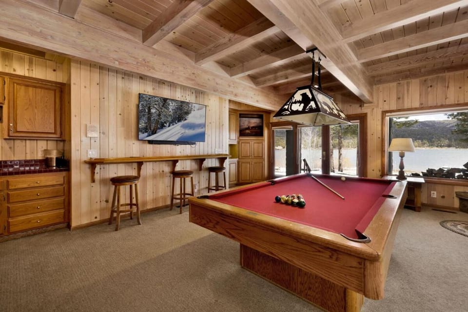 Bear Lake Lodge Lakefront Incredible Lake House Chalet House in Big Bear