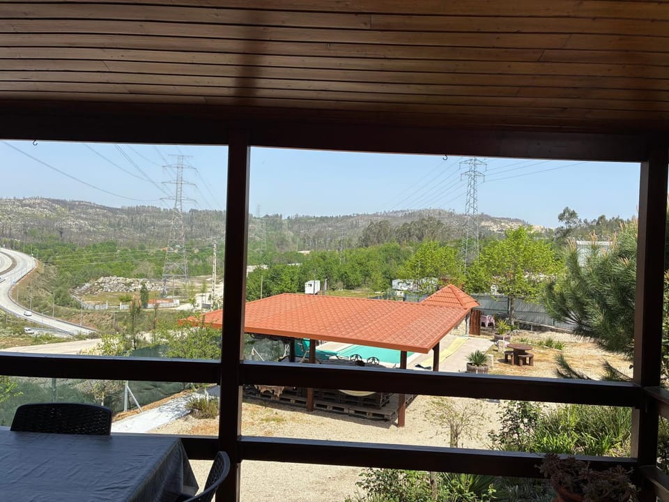 Bungalow da Pedreira House in Portugal