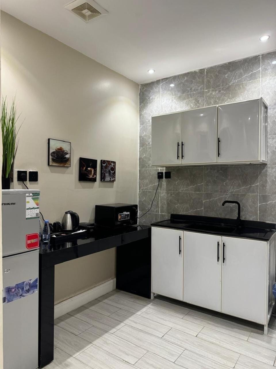 Lounge or bar