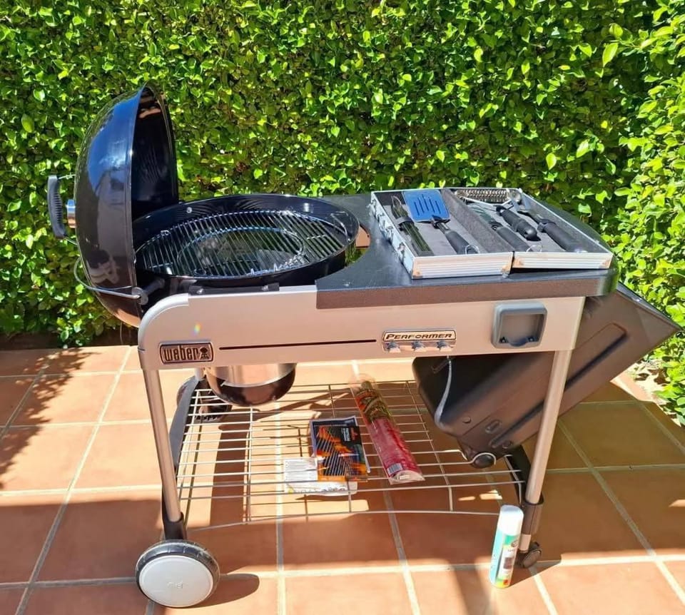 BBQ facilities, Garden