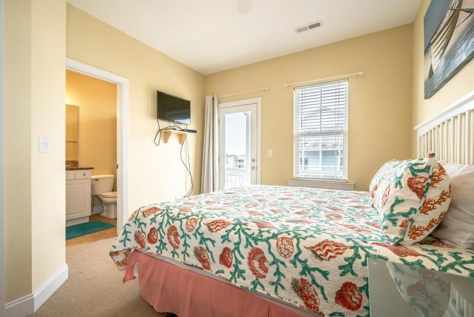 Dock Holiday by Carolina Beach Realty House in Carolina Beach