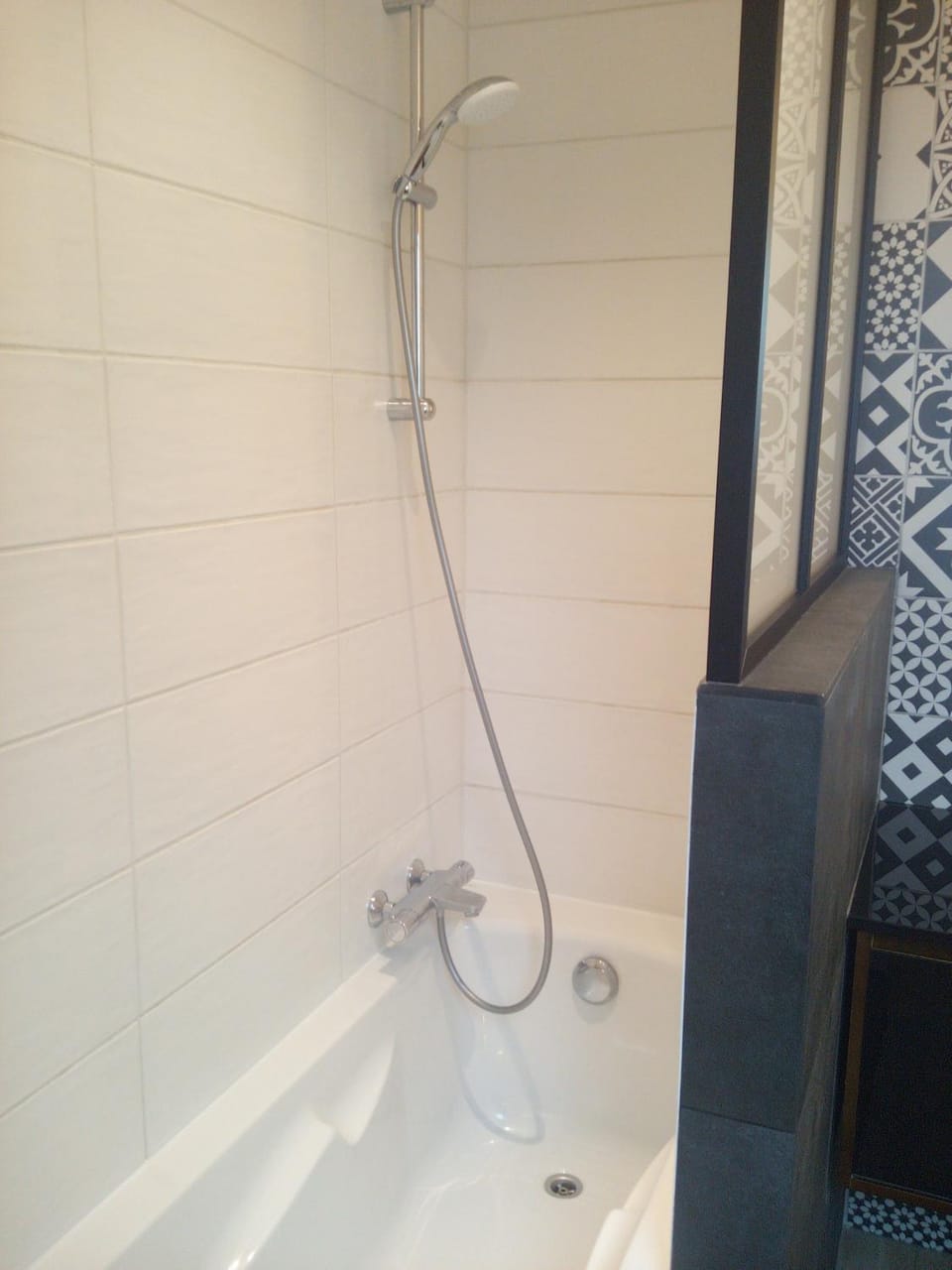 Shower, Bath